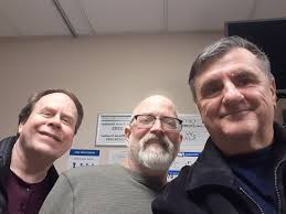 UPDATE ON MY BUDDY: Mike Jackson is doing great, and working hard at  recovery. (Caught in the midst of giving me devil horns, he says it was  just a peace sign for