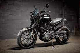 Put Up Your Dukes A Ktm 390 Custom From Ellaspede Ktm Ktm Duke Bike Exif