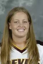 Softball Edges UTSA, 5-4, in 8 Innings