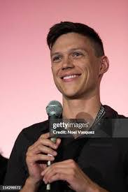 Jason Bushman's Instagram, Twitter & Facebook