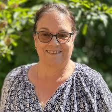 Faculty, Staff & Administration