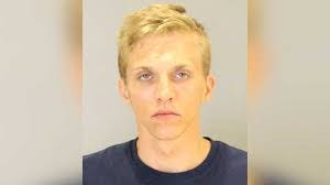 Devon Engel's Instagram, Twitter & Facebook