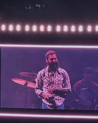 rockingbaja.festival ❤️‍🔥🥁🎸 Un día muy especial, a parte de hacer la  cobertura @los40ensenada96.9 y vivir la experiencia con @rococopix y  @aterciopelados mi bebé tuvo la oportunidad de tocar en el festival  @spider__nico