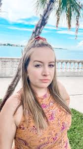 90 Day Fiancé: 10 Things You Didn'T Know About Elizabeth Potthast Castravet