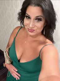 Is this hairstyle suitable for a 52-year-old?