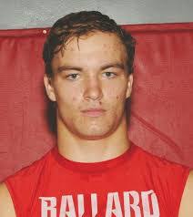 Aaron Sperling's Instagram, Twitter & Facebook