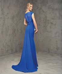 Exclusive Long Crepe Dress With A Mermaid Silhouette And Pretty Flaring At The Bottom The Bodice With Its Short Sleeves And Bateau Neckline Is Extremely Figu Vestidos Largos Azules Vestidos De