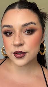 Sara Sabo's Instagram, Twitter & Facebook