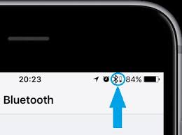Try checking the battery by holding the case near your iphone. 4 Ways To Check The Battery Level Of Bluetooth Devices Connected To Iphone