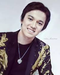 а хочешь я тебе открою тайну один такой малюсенький секрет Pin Ot Polzovatelya Boey Paik Leng Na Doske Dimash V 2020 G