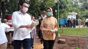 Dalam sebuah perusahaan, kesalahan 1 bagian adalah tanggung jawab bersama karena tiap bagian tentunya memiliki hubungan dengan bagian lain. Ahok Sanjung Airin Dan Beri Pesan Ke Wali Kota Tangsel Agar Dipilih 2 Periode Tidak Perlu Korupsi Tribunnews Com Mobile
