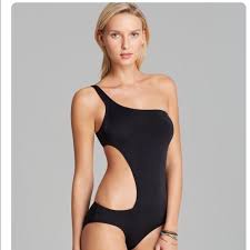 There's a good chance you might already be one of her 131,000 ig followers. Parity Dkny Swimsuits One Piece Up To 65 Off