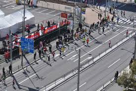 1 day ago · with a subtle but unmatchable surge in mile 19, eliud kipchoge of kenya broke the pack and ran solo the rest of the way to repeat as olympic marathon champion. Tokyo Marathon 2021 Japanistry Com