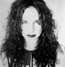 Laurie Sargent's Instagram, Twitter & Facebook