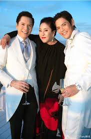 Designated celebrity wedding singer jam hsiao serenaded the couple with the song marry me. Jam Hsiao Wedding He Is An Actor Known For Sha Shou Ouyang Penzai 2011 Crouching