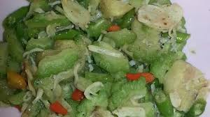 Buah pare 2bh udang 300gr bawang putih 3siung gula pasir 1sdt (sesuai kali ini ummy ku resep tumis pare super pedas ala ummy dewi. Tumis Pare Teri Pedas Dimanaja Com