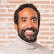 I have some bittersweet news to share. After an incredible journey at  Kuorum.org, it's time for me to bid farewell. My time here has been nothing  short of amazing, filled with learning,