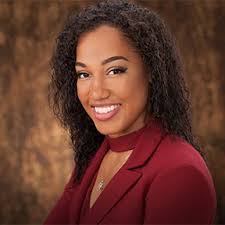 Wanda Ellis's Instagram, Twitter & Facebook