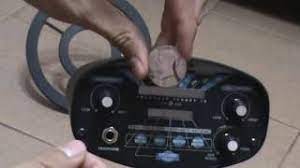 Lol my old eyes read the tiny print wrong! Tesoro Bajo Tus Pies Detector De Metales Discovery 3000 Radioshack Youtube