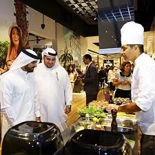 Mall of the emirates, the world's first shopping resort and flagship luxury destination, located in dubai at interchange four on sheikh zayed road. We Did A Launch Event For The Better Life Store Expansion In Mall Of The Emirates With Our Emcee Interacting With Attendees Along With Live Cooking Demos