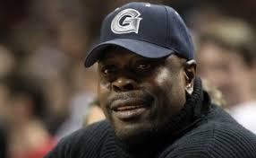 Patrick Ewing candidato a dirigir Georgetown