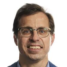 Chris Apfelbeck's Instagram, Twitter & Facebook