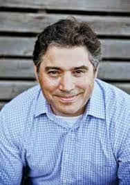 Edward Roloson's Instagram, Twitter & Facebook