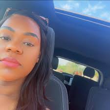 What are some psychological thriller book recommendations with plot twists?