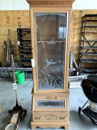 In this era the architectural arrangement must be created. Wood Gun Cabinet With Etched Glass Front Kraupie S Real Estate Auctioneers