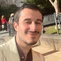 60+ perfiles de «Bernal Ramos»