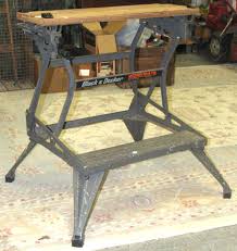 The table top consists of two wooden jaws, one of which is fixed and the other able to be moved in and out on threaded rods operated by handles, so it can be used as a. Sold Price Vintage Black Decker Workmate Portable Workbench All Responsibility For Shipping Will Be The Successful Bidder You Must Arrange For Pickup Directly Or By A Shipper Within 7 Days After