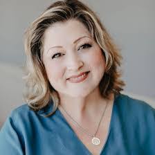 Mindy Joiner's Instagram, Twitter & Facebook