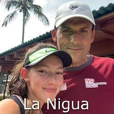 Sonia Razo's Instagram, Twitter & Facebook