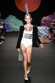 Free shipping & returns available. Ashley Williams Spring 2019 Ready To Wear Collection Vogue