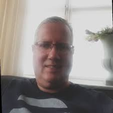 Jack Visser op LinkedIn: Deze stoere schuurwoning met robuuste houten  spanten, staat net even…