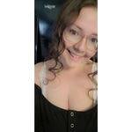 Dawn Embree's Instagram, Twitter & Facebook