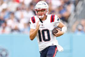 Drake Maye draws rave reviews after carrying Patriots in Tennessee - Pats  Pulpit