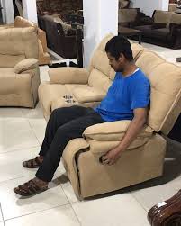 كنب ليزي بوي