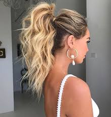 It is also the first episode of the series to have a completely original story. 33 Frisuren Fur Den Bad Hair Day Coole Frisuren Geflochtene Frisuren Frisur Ideen