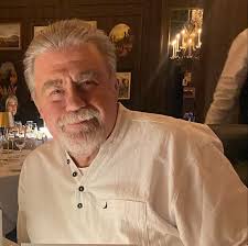 Roger Hovis Obituary