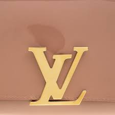 Maybe you would like to learn more about one of these? Louis Vuitton Rose Velours Patent Leather Louise Clutch Louis Vuitton Tlc