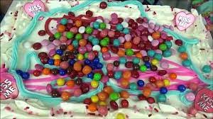 Få de seneste nyheder og bedste historier. Bad Baby Giant Valentines Cake Candy Challenge Victoria Annabelle Toy Freaks Family Video Dailymotion