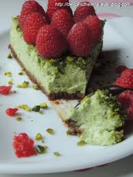 Cheesecake Pistache Et Framboises Fraiches Les Delices D Helene Recette Recette Dessert Recette Cheesecake