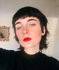 Ive Had The Same Black Bob For Over Six Years Decided To Finally Get The Modern Mullet And Enjoy The Hair T Short Punk Hair Short Grunge Hair Mullet Hairstyle
