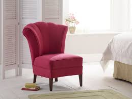 The easiest way to do this is to make sure your room has all the furniture necessary to keep your bedroom simple. Bedroom Modern Chairs Upholstered Studded Cushioned