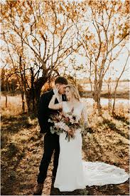 Wedding Photography Wedding Inspiration Outdoor Wedding Boho Wedding Bride Style Bridal Party Photos Bridal Parties Pictures Wedding Bridal Party Pictures