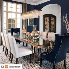 Now S The Perfect Time To Update Your Dining Room Before Holiday Guests Arrive Interior By D Bernhardt Dining Table Chic Dining Room Beautiful Dining Rooms