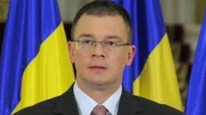 Serviciul de informatii externe a organizat o licitatie deschisa, in urma careia petrom a fost compania declarata castigatoare, la. Mihai RÄzvan Ungureanu Votat Èef La Serviciul De InformaÈii Externe Video B1tv Ro