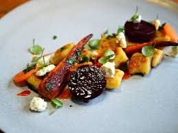 Learn how to make this tasty lasagna, the perfect first course for your meal. Restaurants In Ubud Best Dining Spots May 2014 Bali Honeycombers Singapore