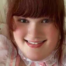 Flora Pearson's Instagram, Twitter & Facebook